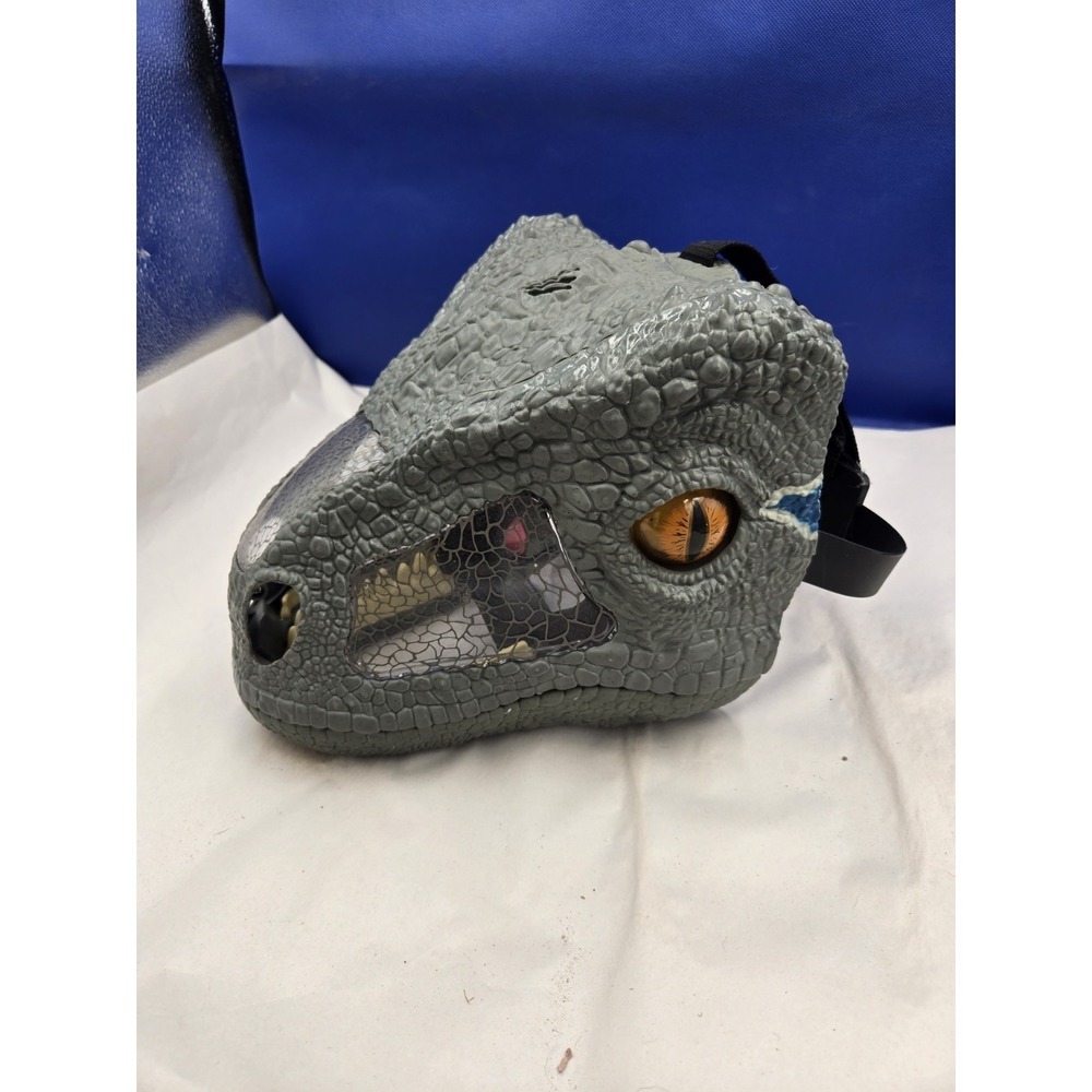 Jurassic World Dinosaur Chomp 'n Roar Mask Velociraptor Blue Raptor Cosplay